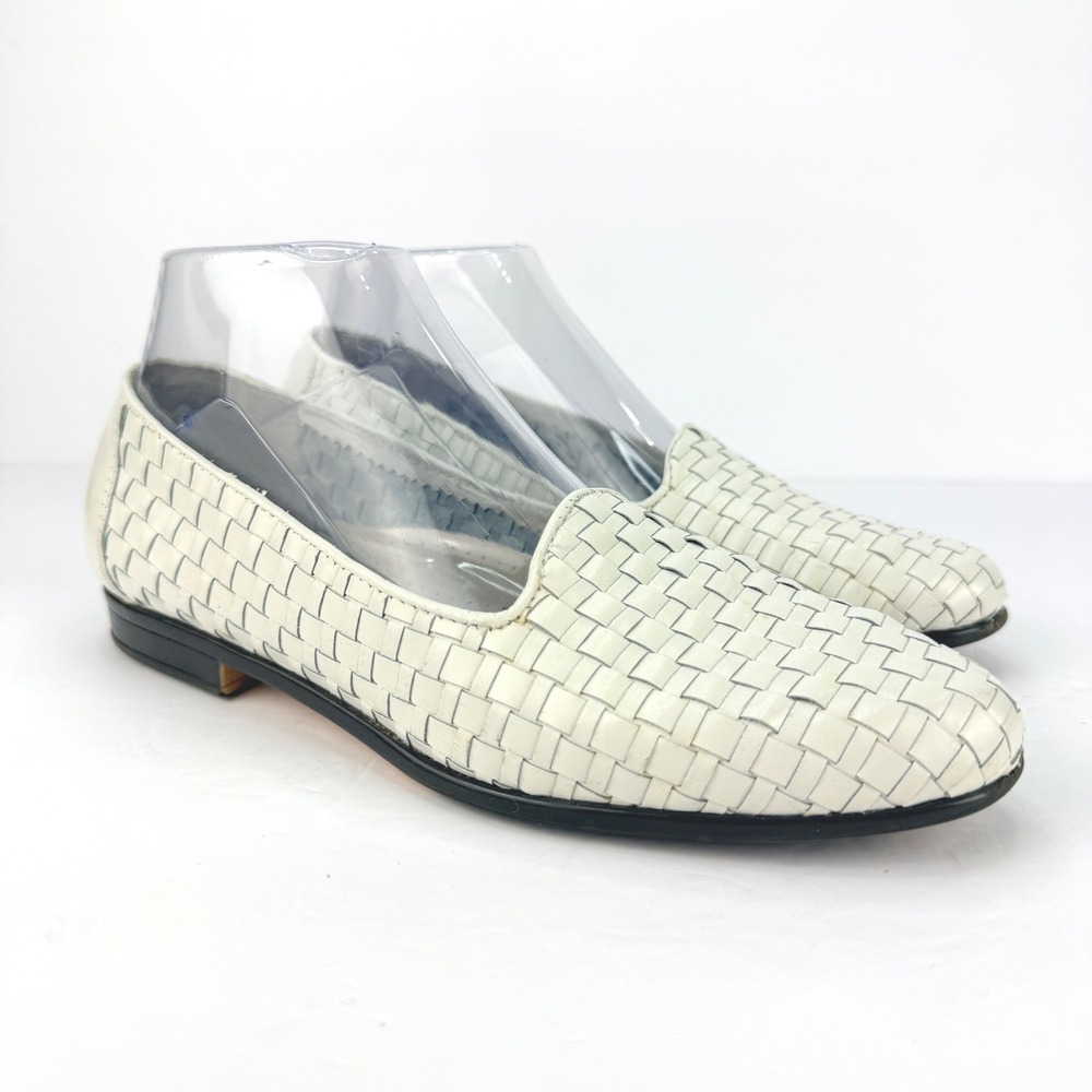 Trotters Women Off White Woven Leather Loafers Almond Toe Slip On Flats Size 7.5